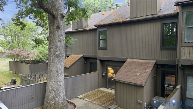 11610 E Briar Patch Dr, Midlothian, VA 23113