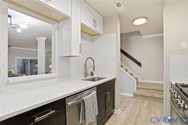 11610 E Briar Patch Dr, Midlothian, VA 23113