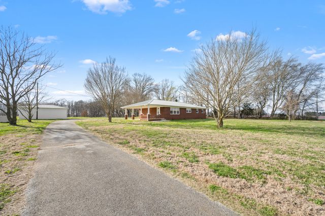 456 WHITES GAP ROAD, Huntland, TN 37345