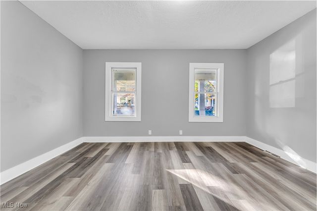 2115 W 96th Street, Cleveland, OH 44102