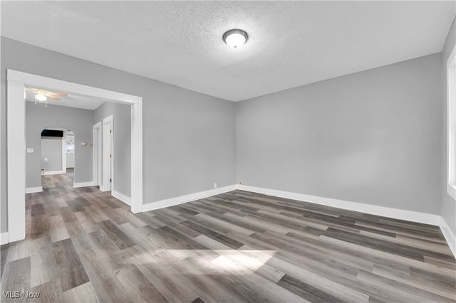 2115 W 96th Street, Cleveland, OH 44102