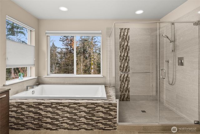 5851 S 326th Court, Auburn, WA 98001