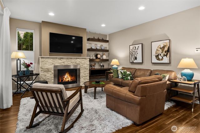 5851 S 326th Court, Auburn, WA 98001