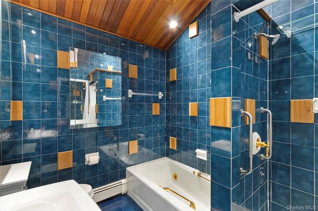 9 Oak Shore Drive, Bayville, NY 11709