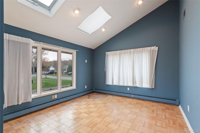 9 Oak Shore Drive, Bayville, NY 11709