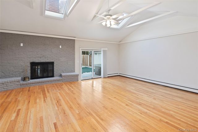 9 Oak Shore Drive, Bayville, NY 11709