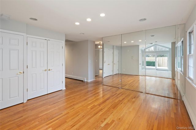 9 Oak Shore Drive, Bayville, NY 11709