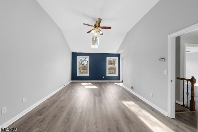 243 N 12Th St, Kenilworth Boro, NJ 07033