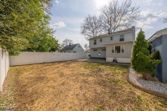 243 N 12Th St, Kenilworth Boro, NJ 07033