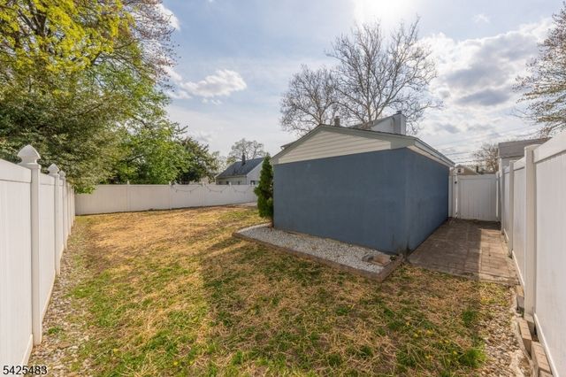 243 N 12Th St, Kenilworth Boro, NJ 07033