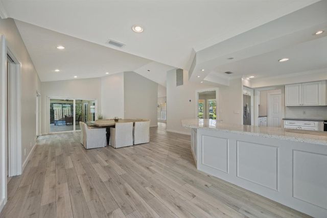 13385 Kingsbury Drive, Wellington, FL 33414