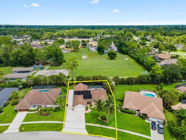 13385 Kingsbury Drive, Wellington, FL 33414
