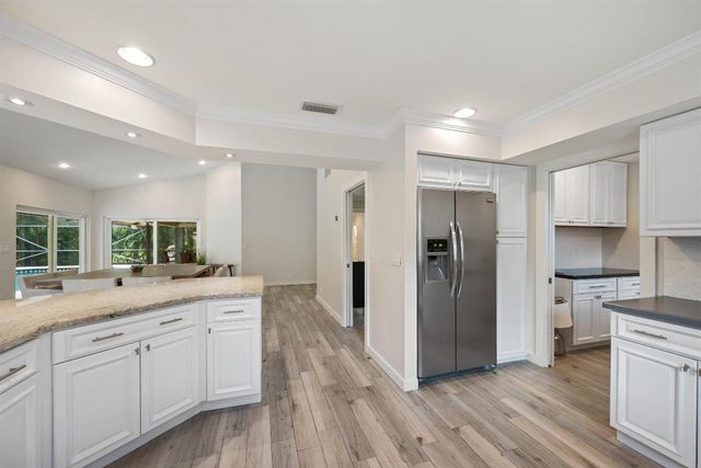 13385 Kingsbury Drive, Wellington, FL 33414