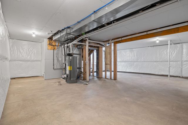 994 25th Street, Des Moines, IA 50312