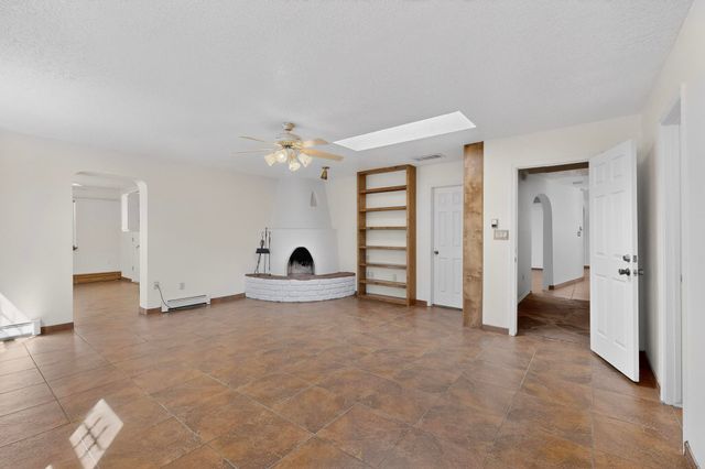 9801 Riverside Road NW, Albuquerque, NM 87114