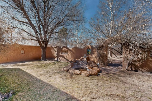 9801 Riverside Road NW, Albuquerque, NM 87114
