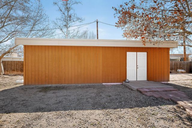 9801 Riverside Road NW, Albuquerque, NM 87114