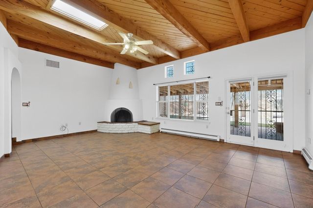 9801 Riverside Road NW, Albuquerque, NM 87114