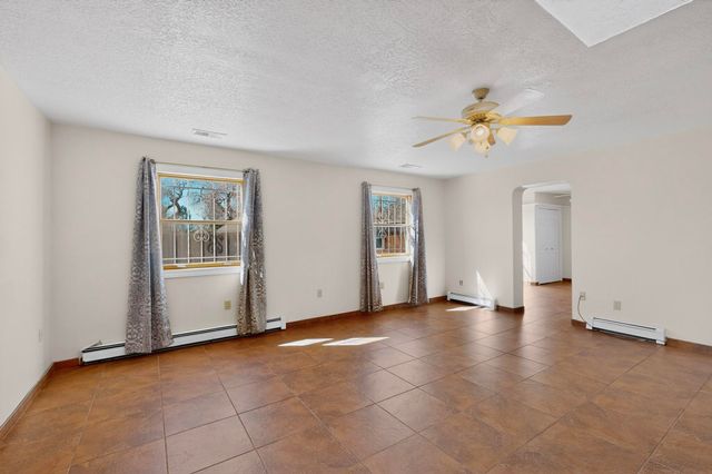 9801 Riverside Road NW, Albuquerque, NM 87114