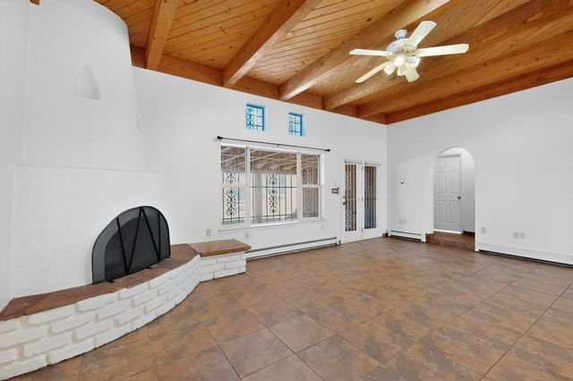 9801 Riverside Road NW, Albuquerque, NM 87114