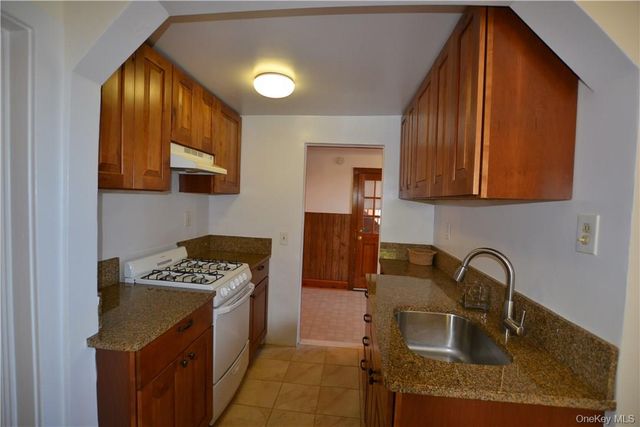 56 Palisade Street 2, Dobbs Ferry, NY 10522