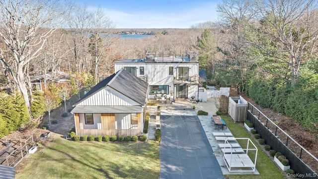 33 Oyster Pond Lane, East Hampton, NY 11937