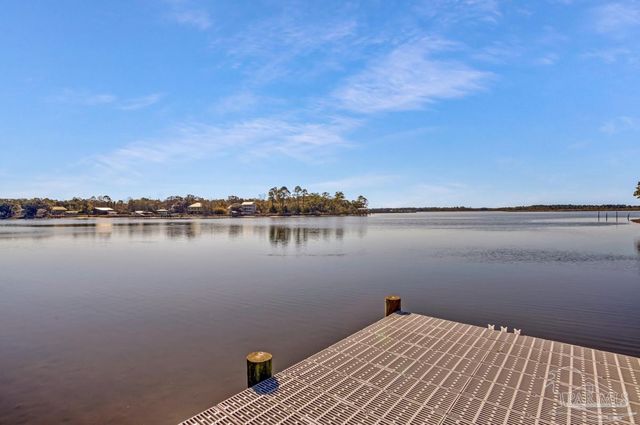 3266 Bernath Dr, Milton, FL 32583