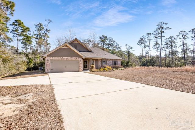 3266 Bernath Dr, Milton, FL 32583