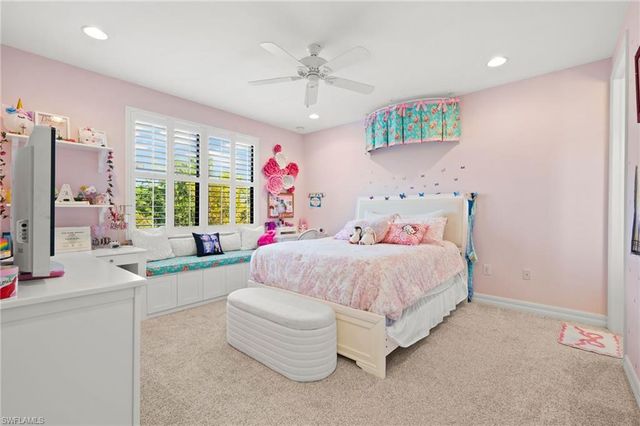 3995 Bering CT, Naples, FL 34119