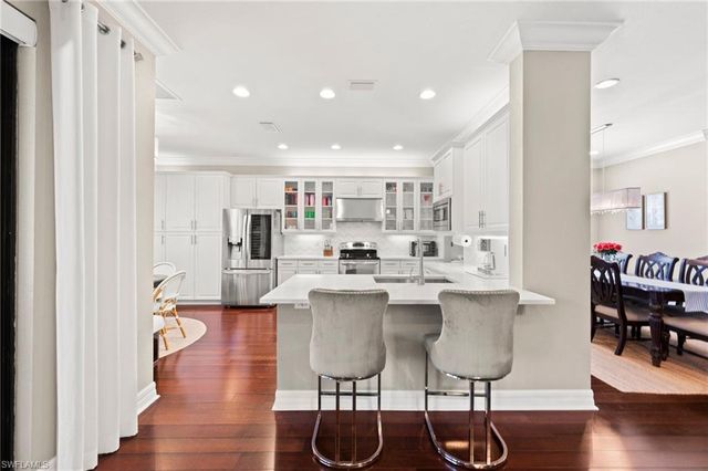 3995 Bering CT, Naples, FL 34119