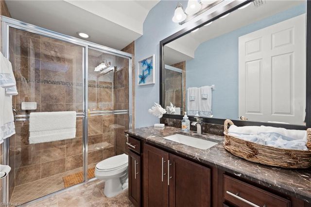 3995 Bering CT, Naples, FL 34119