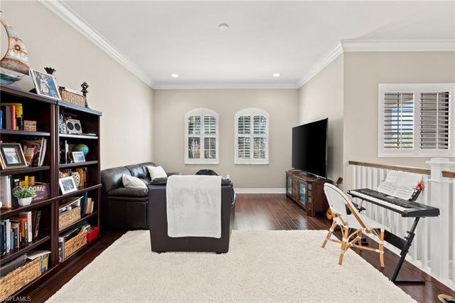 3995 Bering CT, Naples, FL 34119