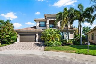 3995 Bering CT, Naples, FL 34119