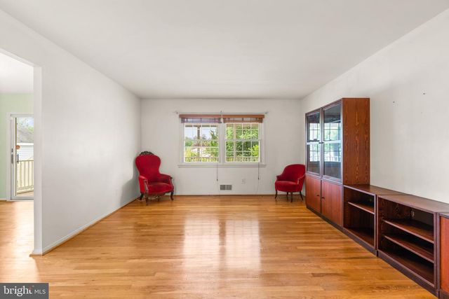 307 BOND AVENUE, Reisterstown, MD 21136