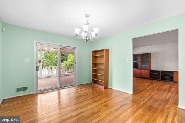307 BOND AVENUE, Reisterstown, MD 21136