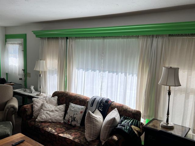 214 Main Street, Alton, NH 03809