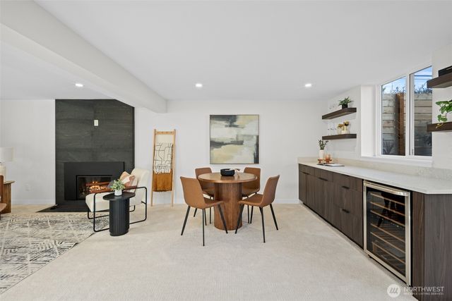 1424 150th Avenue SE, Bellevue, WA 98007