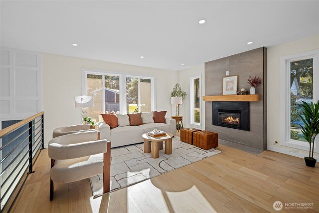 1424 150th Avenue SE, Bellevue, WA 98007