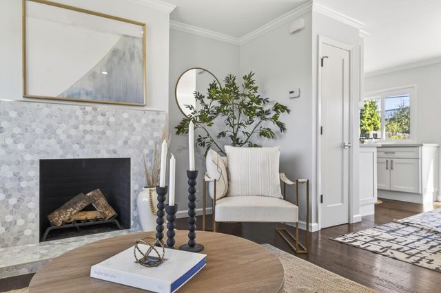 2081 Shoreview Avenue, San Mateo, CA 94401