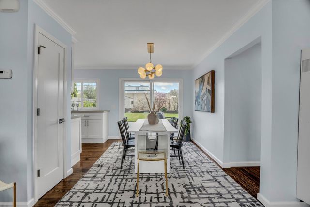 2081 Shoreview Avenue, San Mateo, CA 94401