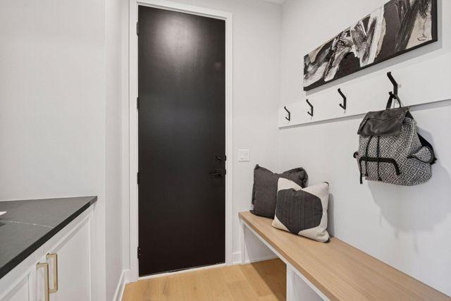 6132 Oaklawn Avenue, Edina, MN 55424