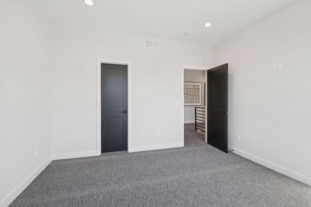 6132 Oaklawn Avenue, Edina, MN 55424