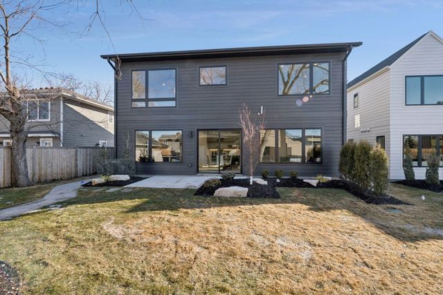 6132 Oaklawn Avenue, Edina, MN 55424