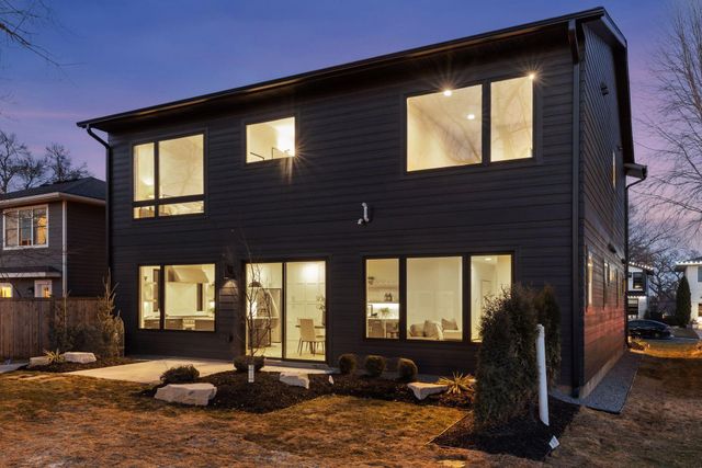 6132 Oaklawn Avenue, Edina, MN 55424