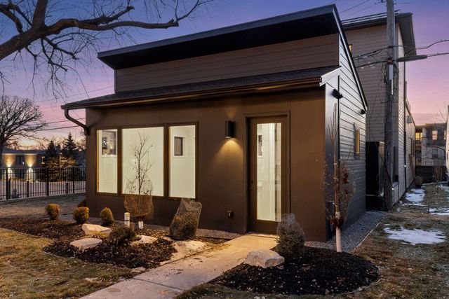 6132 Oaklawn Avenue, Edina, MN 55424