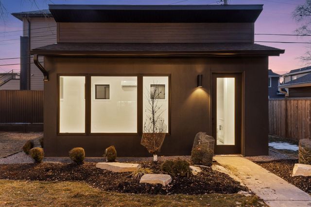 6132 Oaklawn Avenue, Edina, MN 55424