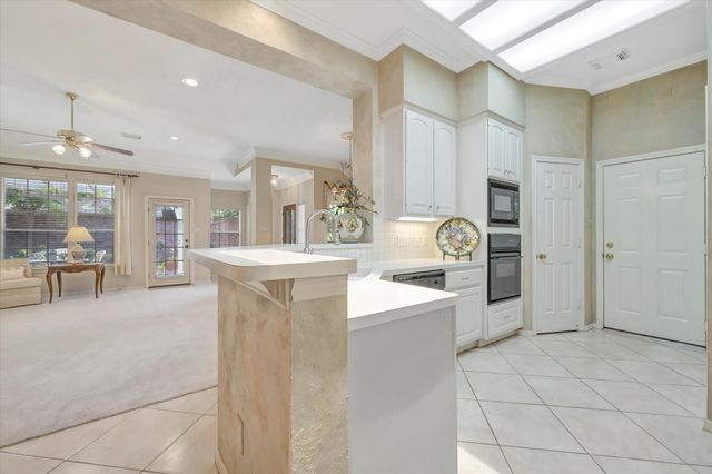 16007 Edgewood Drive, Pasadena, TX 77059