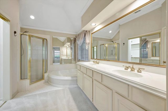16007 Edgewood Drive, Pasadena, TX 77059