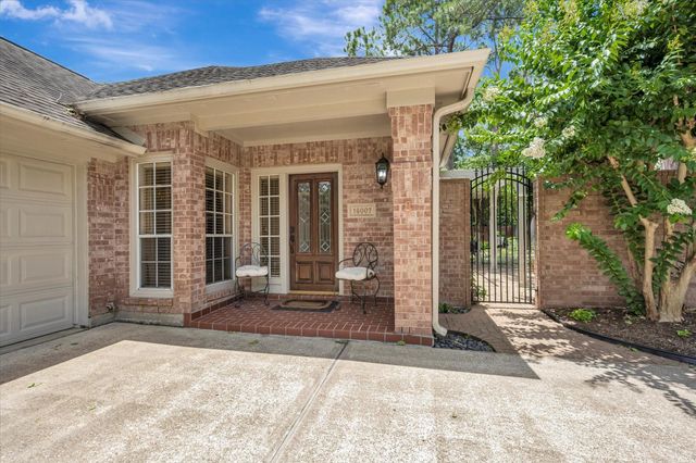 16007 Edgewood Drive, Pasadena, TX 77059