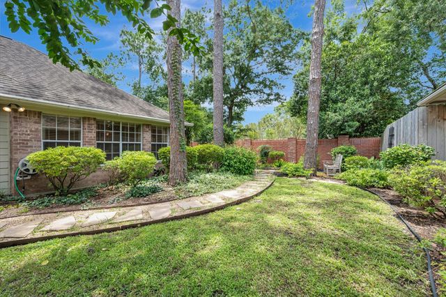 16007 Edgewood Drive, Pasadena, TX 77059